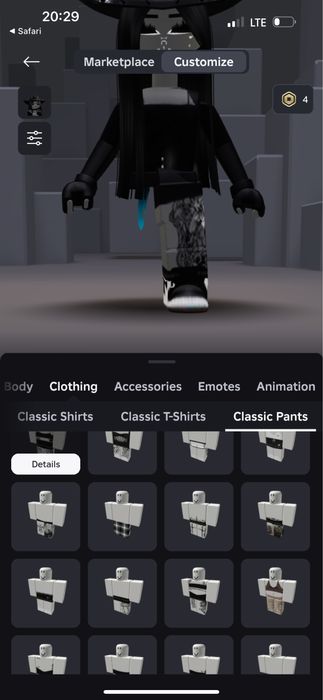 Продам акаунт в роблоксі за 1000 грн