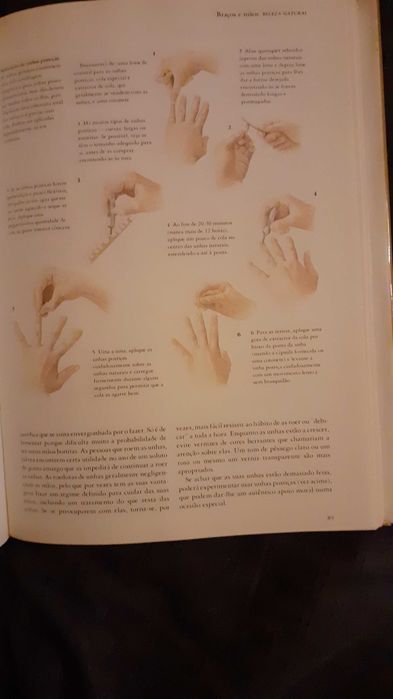 O novo livro da beleza (O rosto e o corpo) – Miriam Stoppard