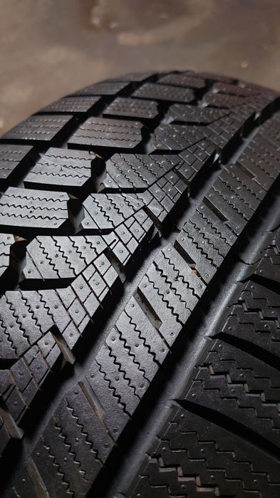 Пара зимних шин Zeetex WH1000 SUV 235/55 r18 235 55 18