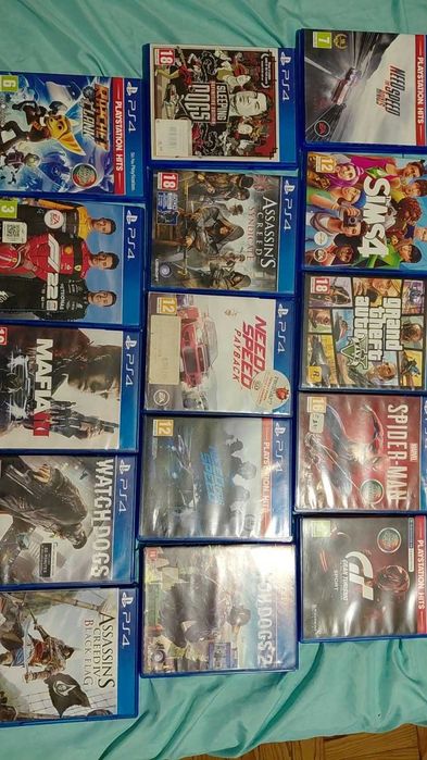 Playstation 4 + Comando Wireless + 15 jogos
