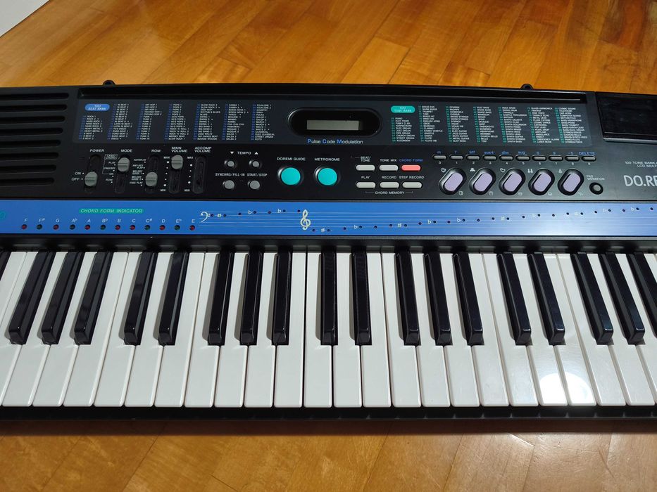 Piano Eletrônico da Casio CT-840