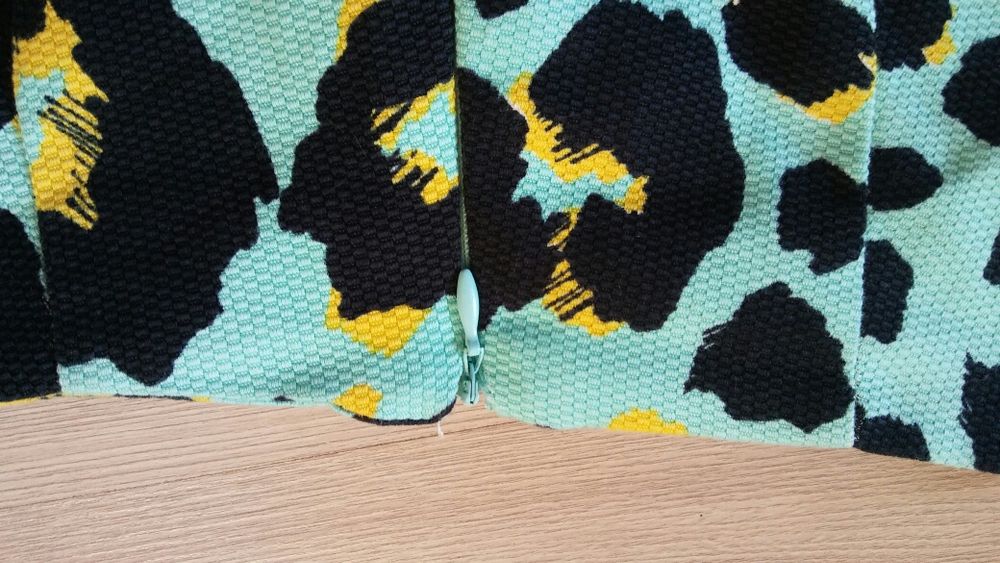 Nowe z metką spodenki szorty 16 atmosphere plus gratis