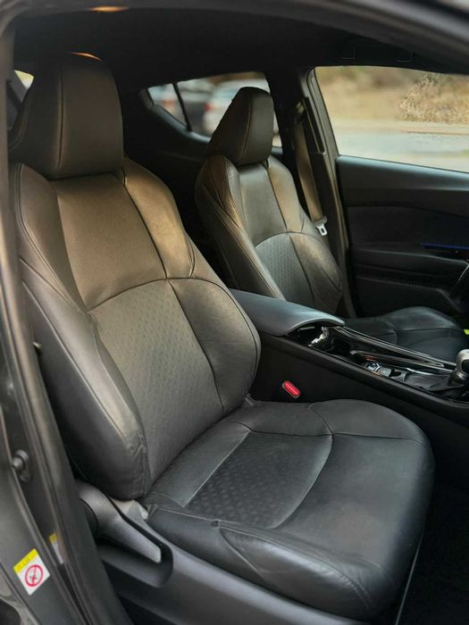 Toyota C-HR 1.8 Hybrid