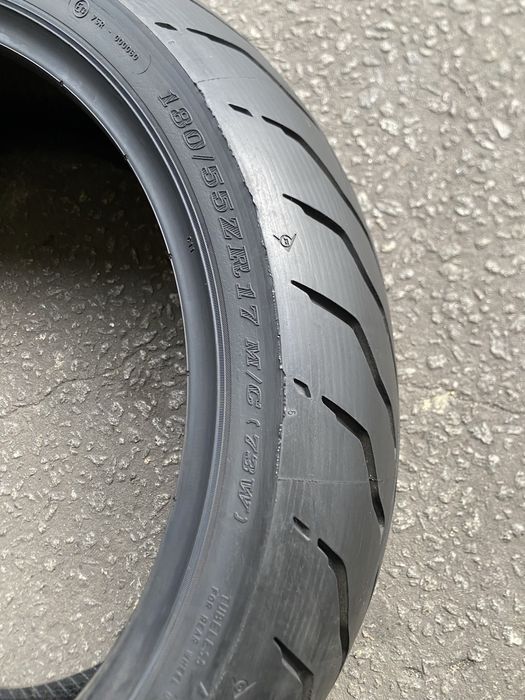 Pneu de mota 180/55/17 Dunlop RoadSmart IV GT (NOVO)
