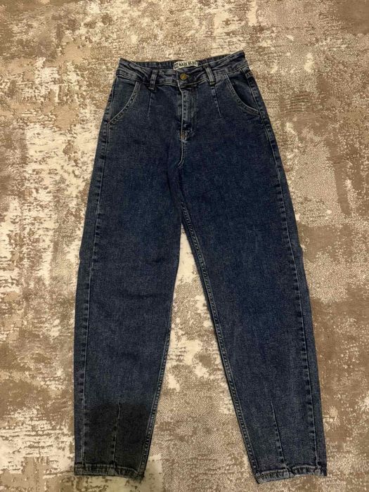 Продам джинси-мом