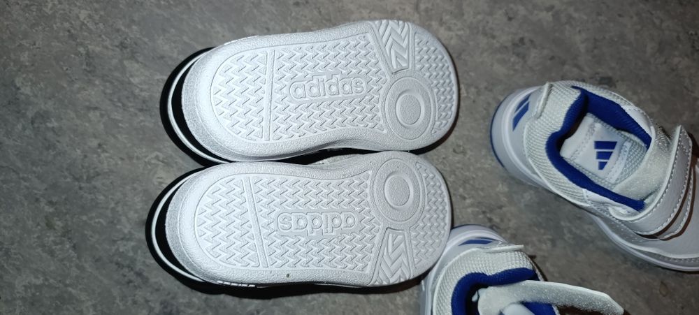 Новые детские кроссовки adidas Hoops 4.0 Mid (Размер 22) Оригинал
