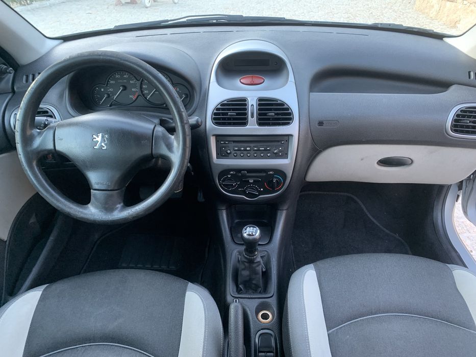Peugeot 206 1.1 look