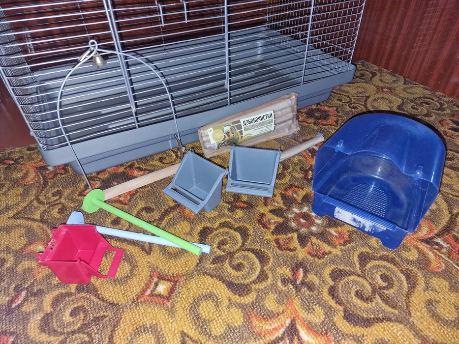 Клітка для папуги