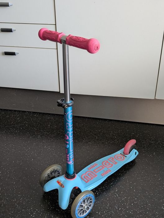 Trotinete infantil Mini Micro Deluxe 3-5 anos