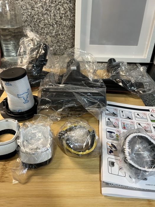 Aspirador vertical Air force Rowenta