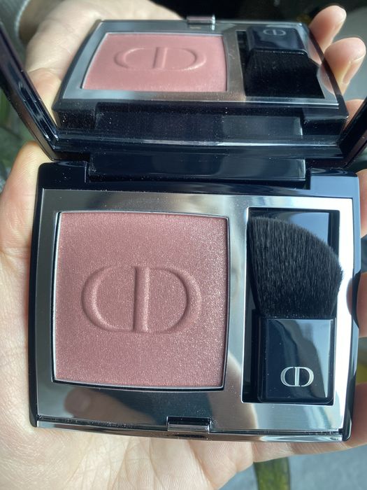 Róż Dior Odcień 792 Lady Dior Holographic