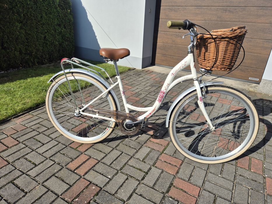 Rower damka 3 biegi  koszyk lampki ledowe