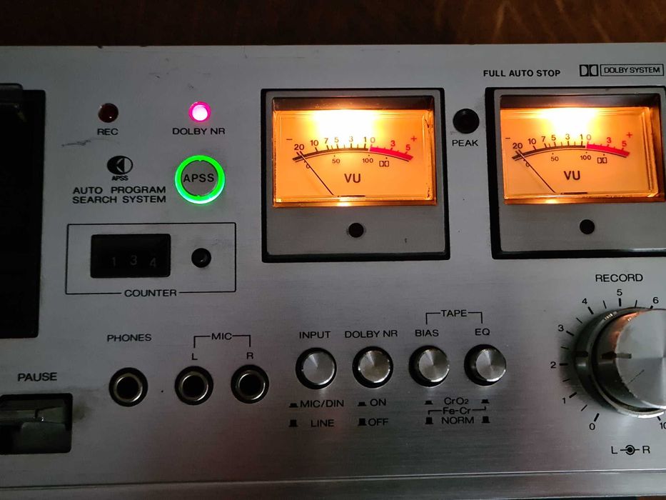 Magnetofon kasetowy Sharp Rt-1155h