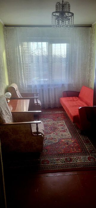 Здам кімнату для дівчини проживання без господарки