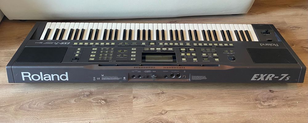 Keyboard Roland EXR-7s