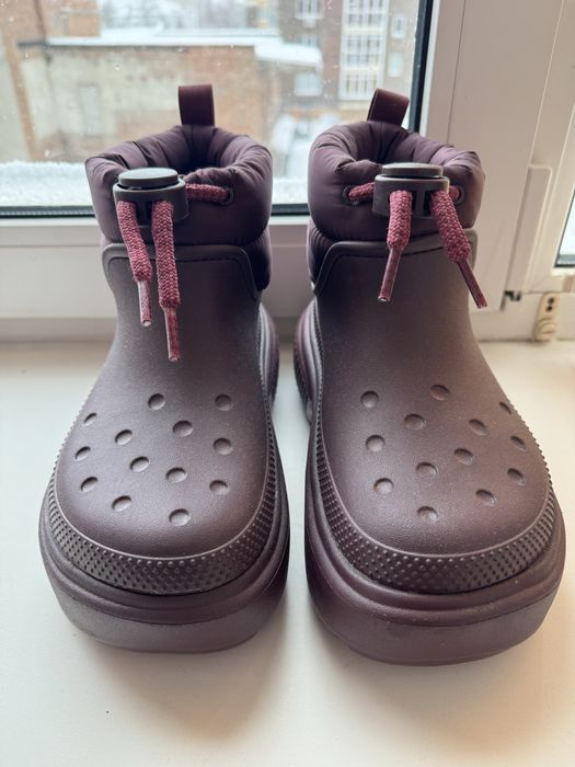 Продам крокси 36розмір ( 23см)