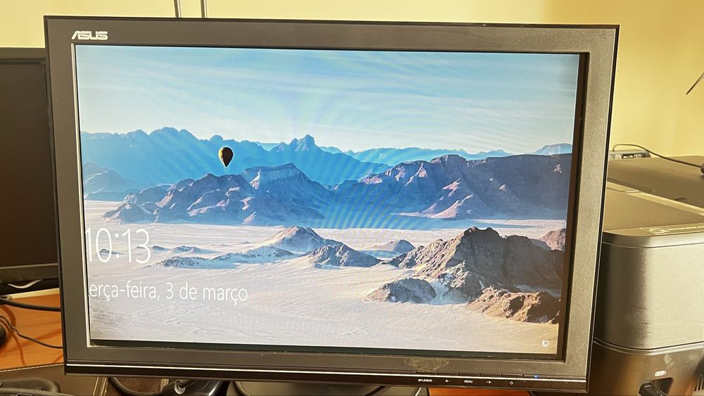 Monitor asus 19”