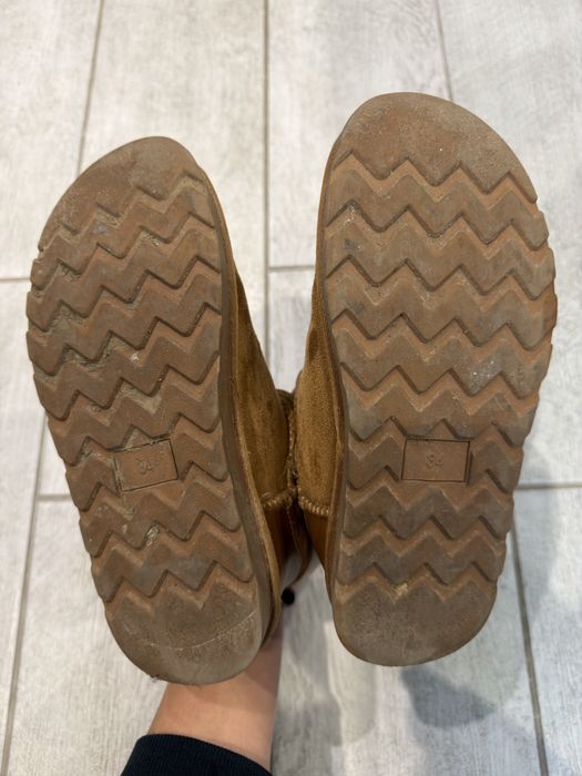 Зимове взуття UGG