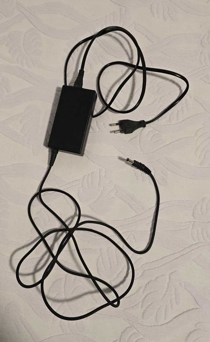 Logitech G29 Driving Force + Shifter (PS5/PS4/PS3/PC)