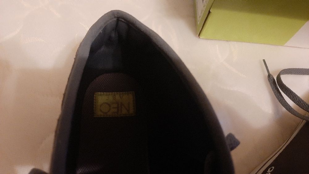 Кроссовки Adidas Neo 44р.