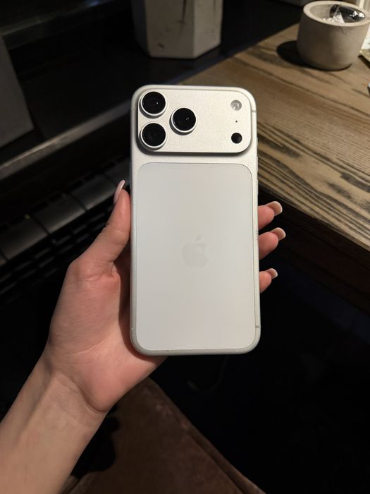 iphone 17 pro max 1 tb - Купить электронику - Цены на OLX.ua
