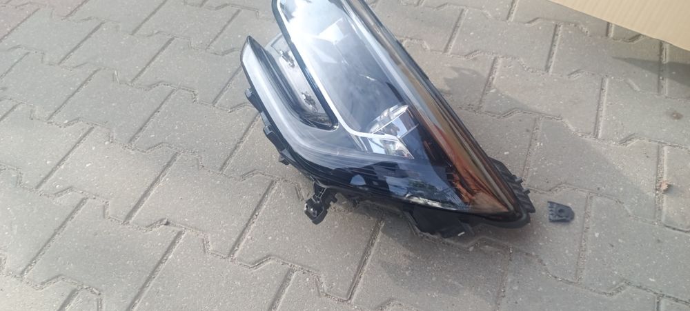 Megane 4 lampa LED lewe przód przednia