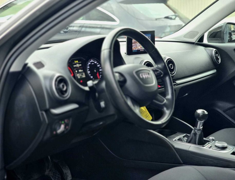 AUDI A3 SPORTBACK 8V S LINE 1.6TDI 110CV "LOOK RS3"