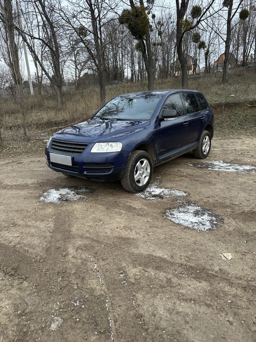 Продам Туарег в хорошем состоянии мотор не дымит турбина дует, коробка 6 Ступка не выбивает, полный привод работает, резина зима, салон чистый печка греет, ВСЕ ВОПРОСЫ ПО ТЕЛЕФОНУ