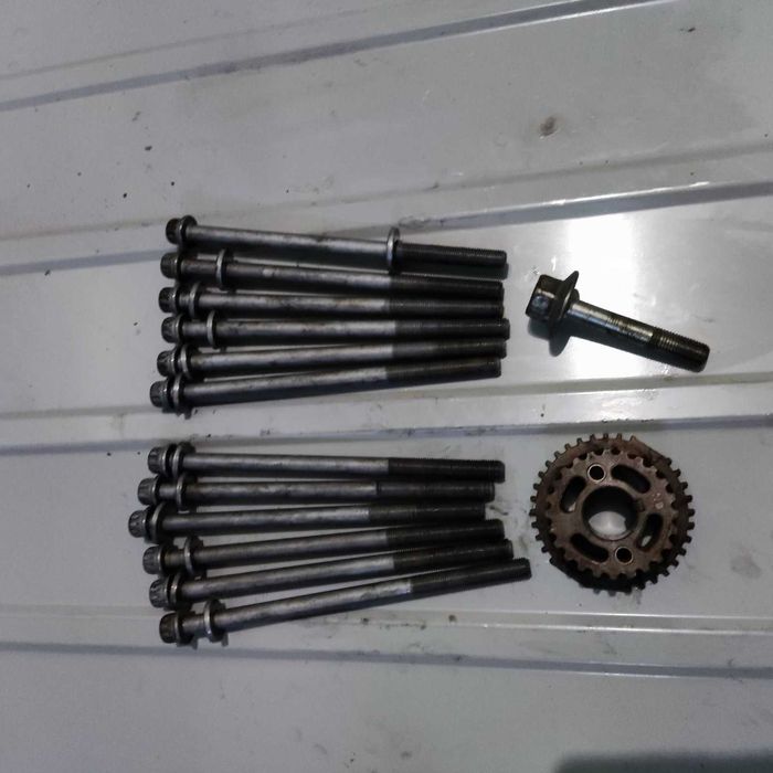 Subaru Outback IV 2009-2014 2.5 Legacy ej253 болты крепления ГБЦ