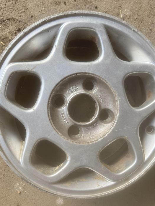 Vendo jantes Ford