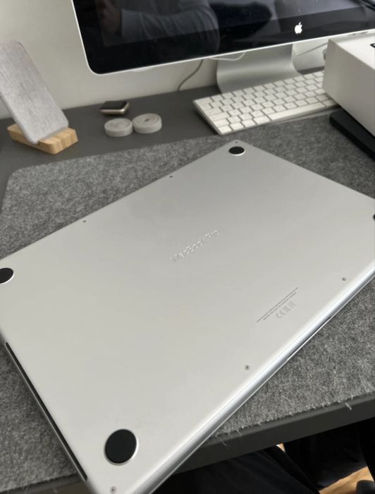 MacBook Pro 16 2021 M1 Pro 32GB RAM 512GB