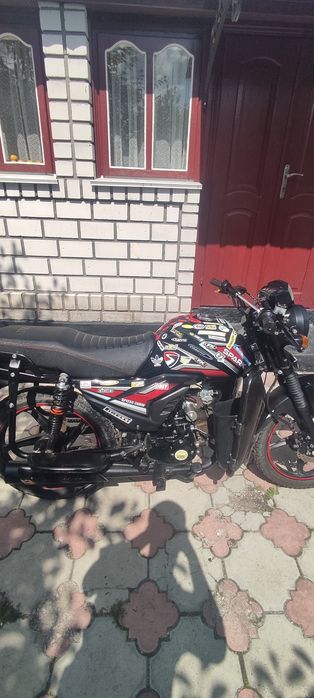 Продам мотоцикол spark sp125c-2amw