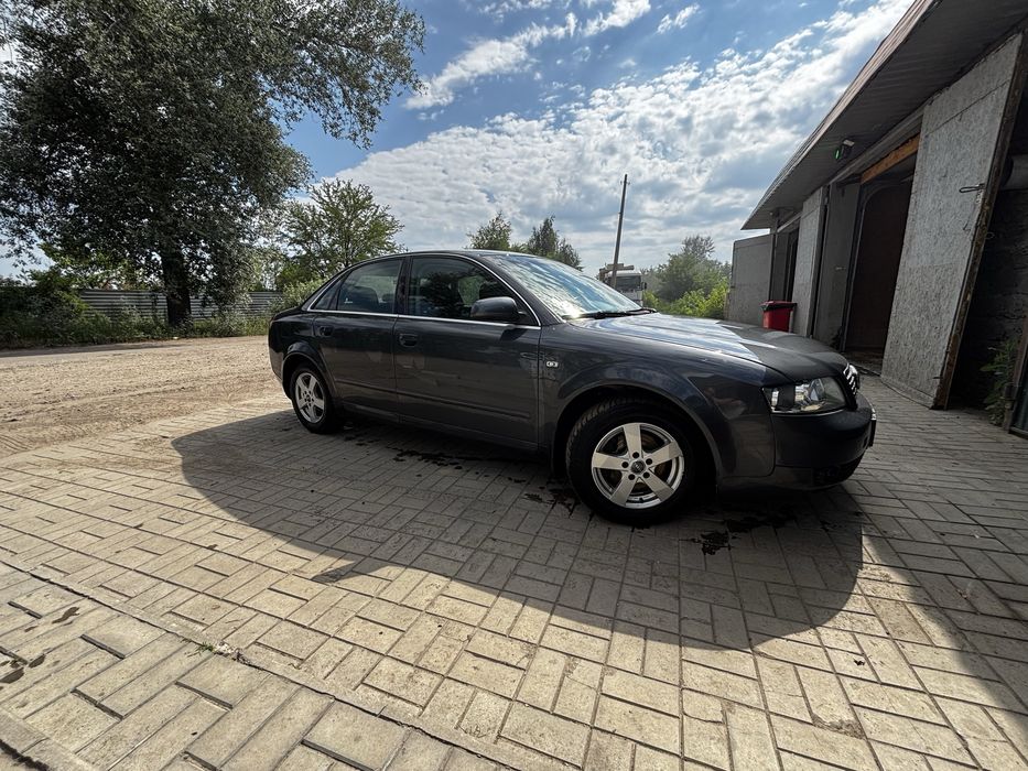 Audi a4 2001 рік