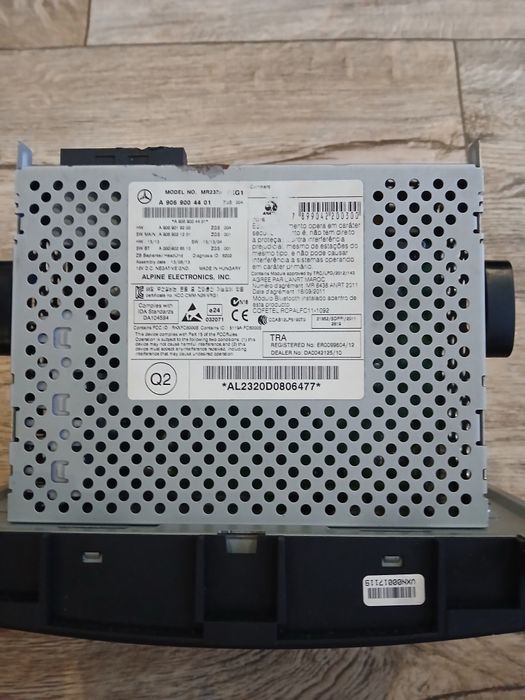 Авто магнитола рабочем состоянии.