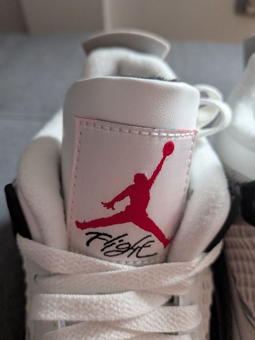 Nike Air Jordan 4 White Cement