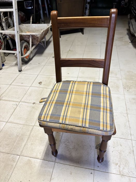 Conjunto de Cadeiras de Qualidade - Marca Fetex