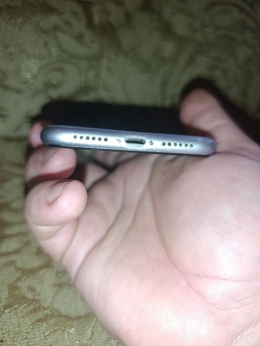 Продам iphone 11