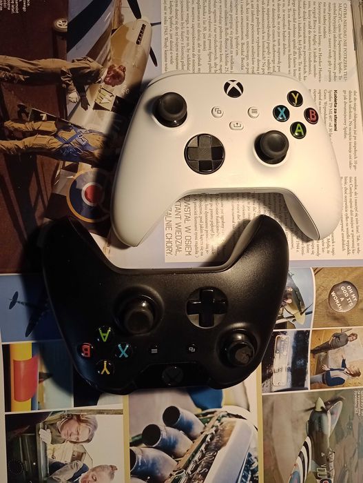 Pady do XBOX , biały Xbox Wireless Controller