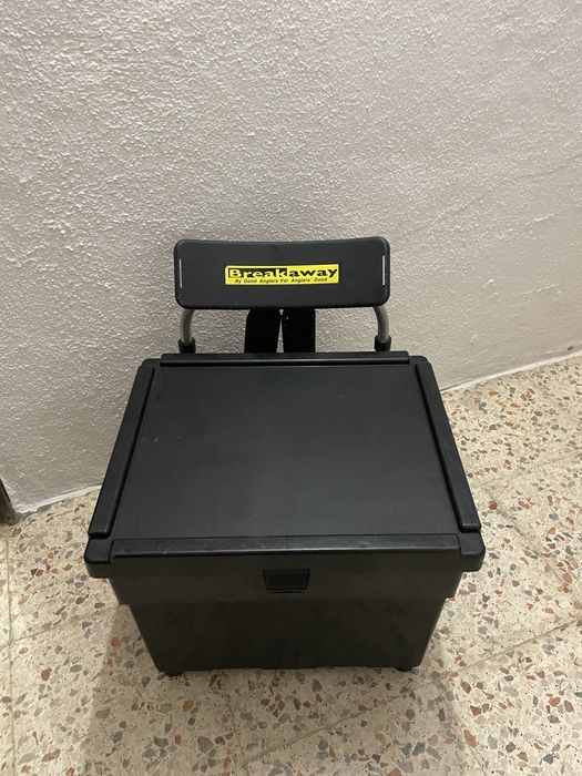 Cadeira de pesca de mochila e com caixa