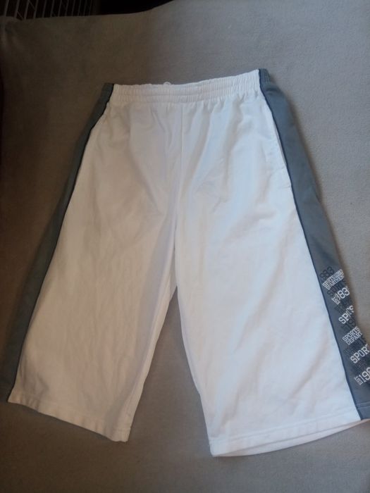 Щорти білі 48 розмір