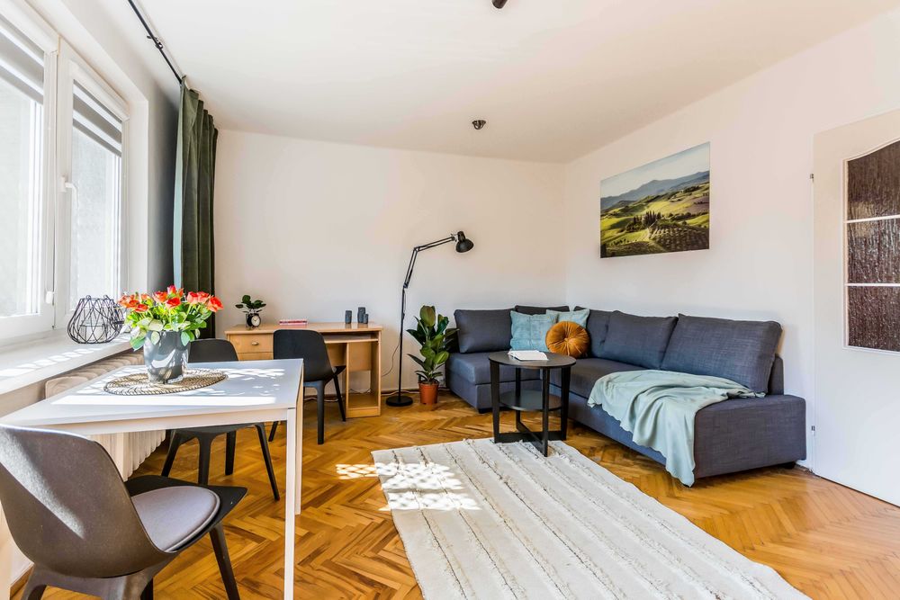ul.Mazowiecka | 32m2 | 2200 zł | 1 pokój