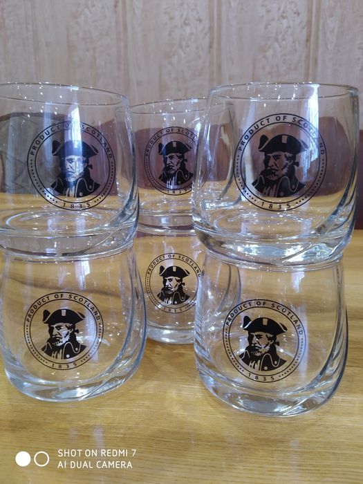 Келих для віски...