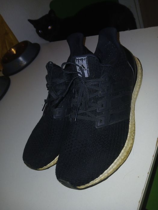 Ténis homem pretos* 46 e meio