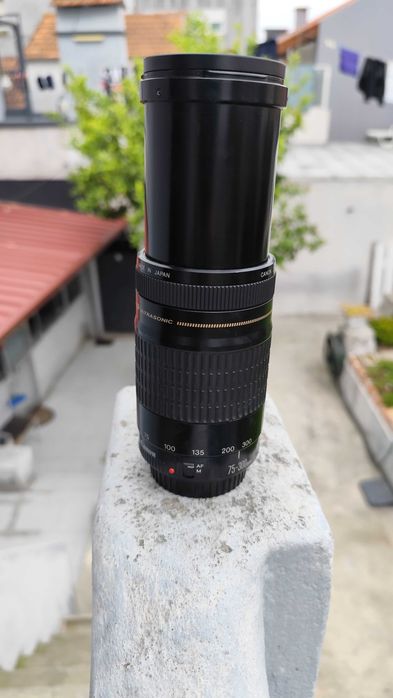 Lentes e máquina fotográfica da Cannon