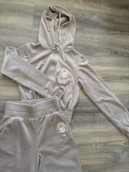 Dres welurowy S. Moriss XS