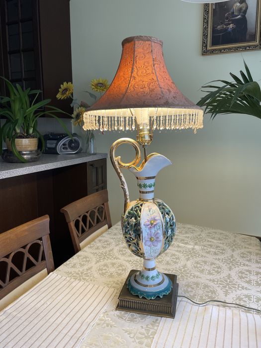 Lampa porcelanowa