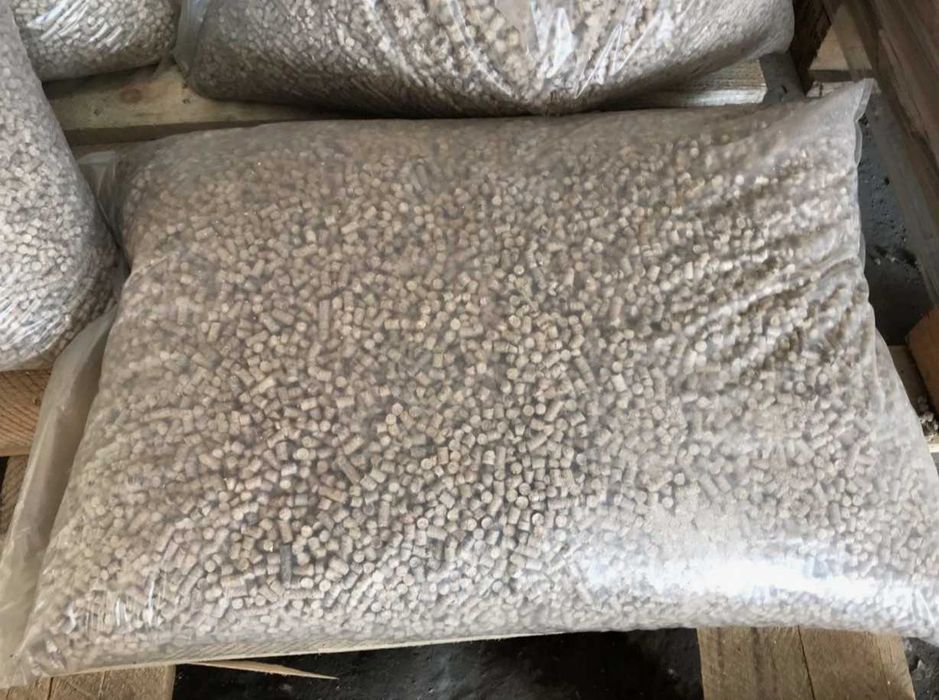 Вугілля брикети пелети тепло і затишок