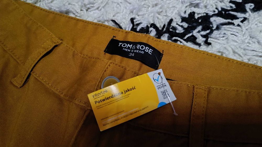 Spodnie miodowe nowe