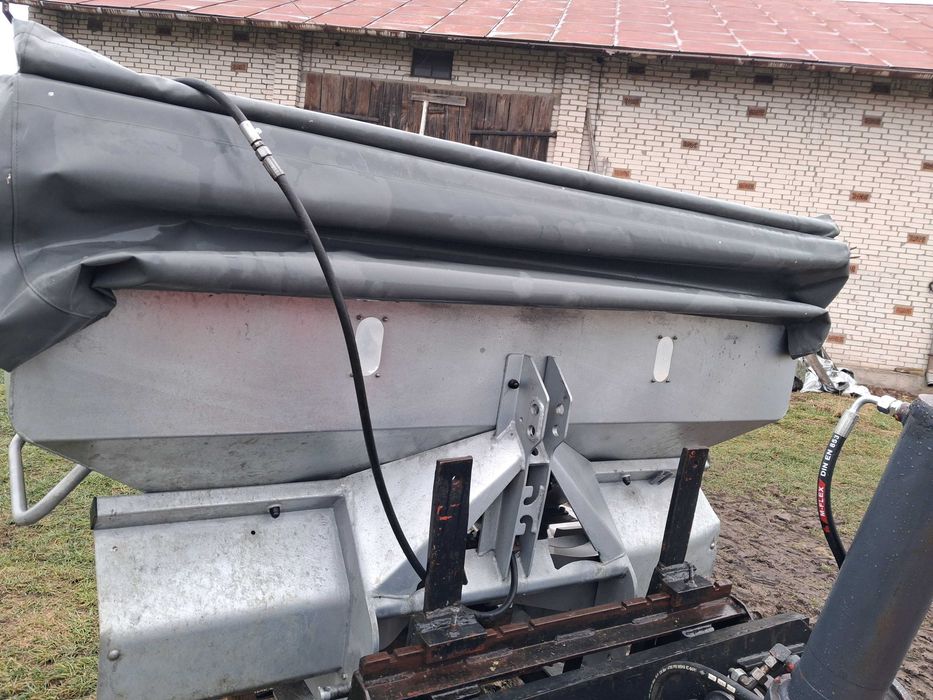 Sprzedam rozsiewacz do nawozów