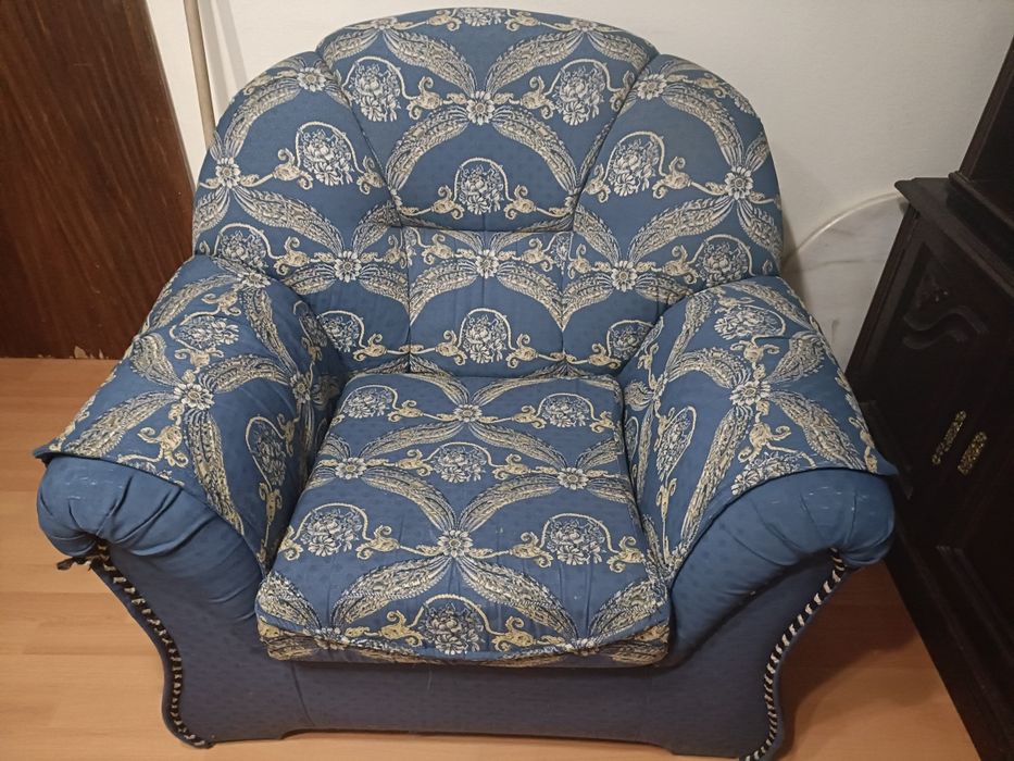 Conjunto de 3 sofás.